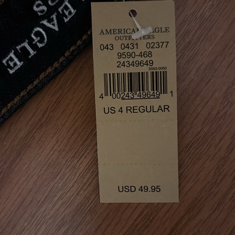 Brand-New Dark Wash Skinny Jeans - Picture 6 of 10